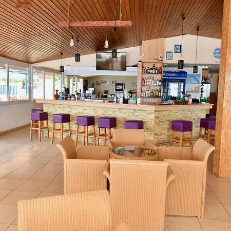 فندق Summer View 2*