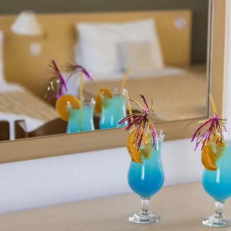 فندق Summer View 2*