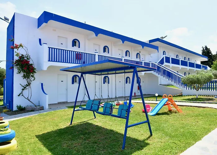 Summer View 2* Theológosz