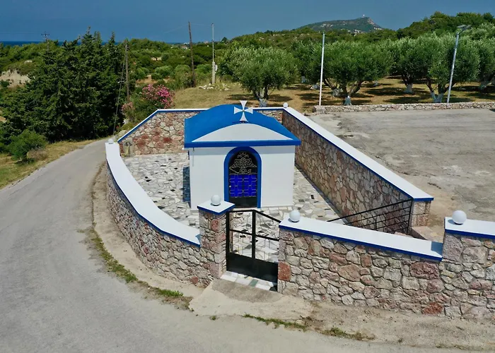 Summer View Hotel